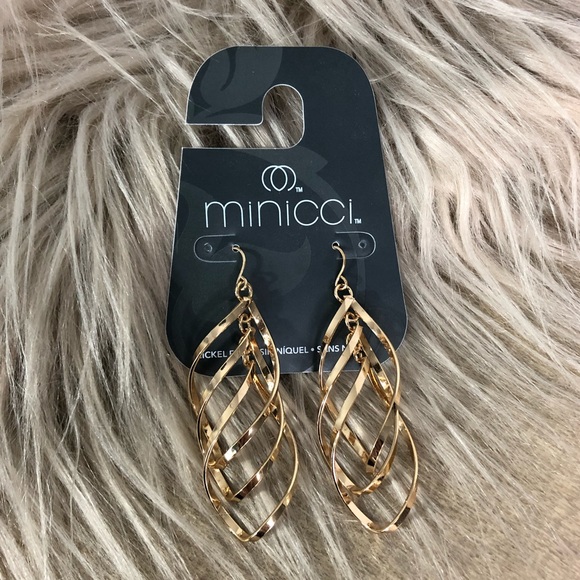 Jewelry - 5/$25 NWT earrings